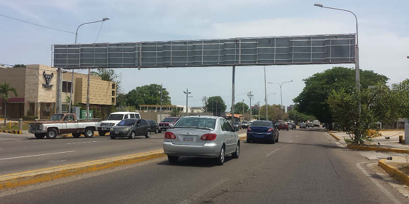 ¿Le quieren quitar el nombre a la Av. Paúl Moreno?