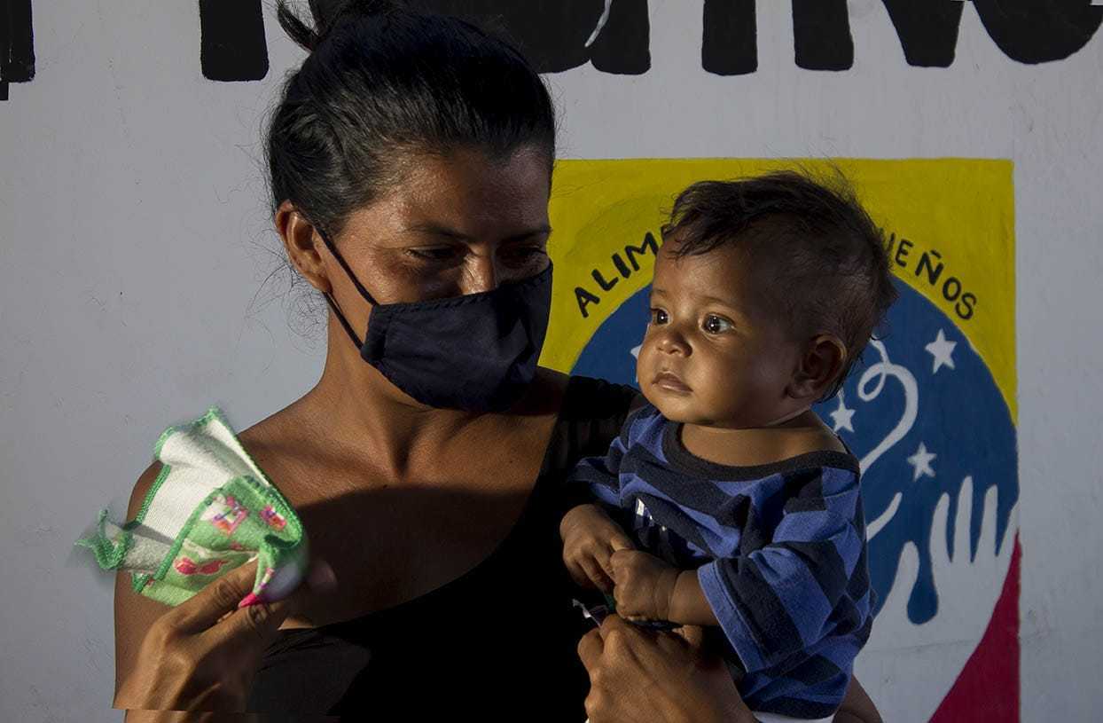 Estudiantes de Normandía cooperan con niños  de Maracaibo